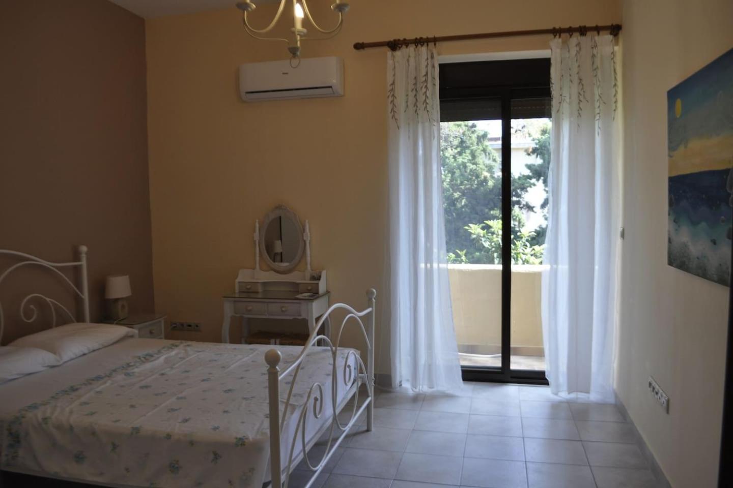 Park House -Beside The Medieval Town Of Rhodes Rhodes City 外观 照片